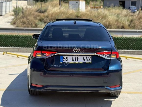 2023 MODEL TOYOTA COROLA 36 BİN KM DE EN FULU SUNROOFLU
