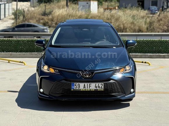 2023 MODEL TOYOTA COROLA 36 BİN KM DE EN FULU SUNROOFLU