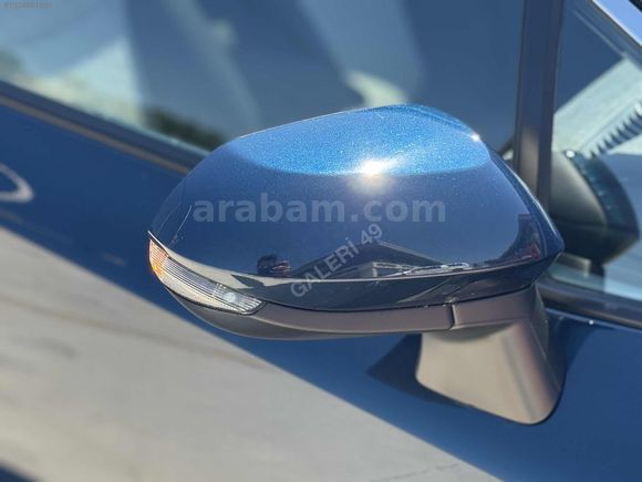 2023 MODEL TOYOTA COROLA 36 BİN KM DE EN FULU SUNROOFLU