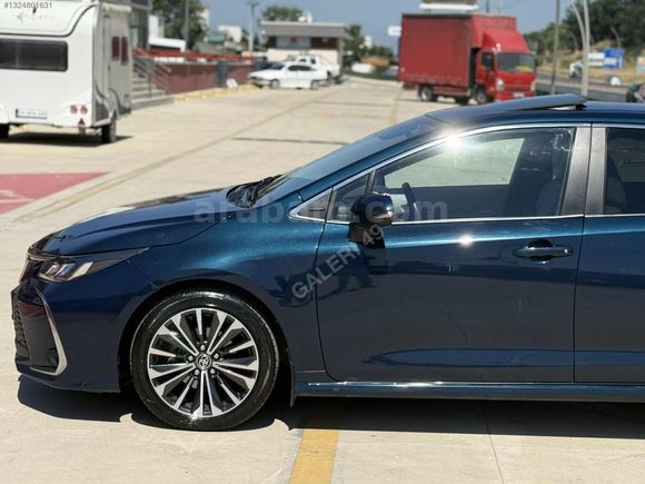 2023 MODEL TOYOTA COROLA 36 BİN KM DE EN FULU SUNROOFLU