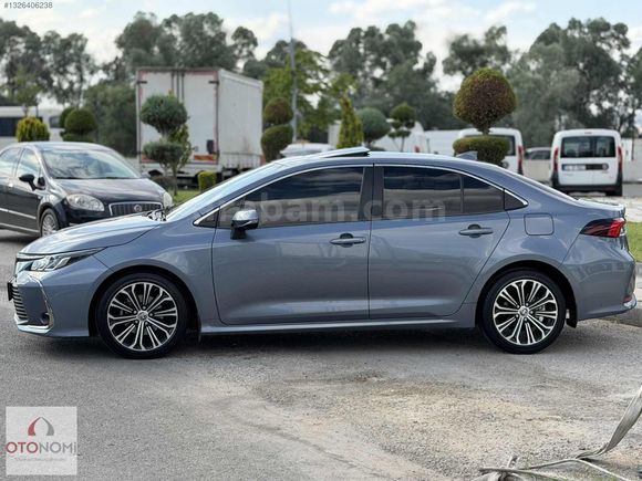 2021 COROLLA 1.5 FLAME X-PACK 44BİNKM HATASIZ BOYASIZ TRAMERSİZ
