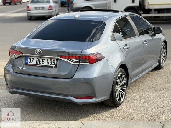 2021 COROLLA 1.5 FLAME X-PACK 44BİNKM HATASIZ BOYASIZ TRAMERSİZ
