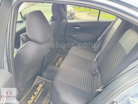 2021 COROLLA 1.5 FLAME X-PACK 44BİNKM HATASIZ BOYASIZ TRAMERSİZ