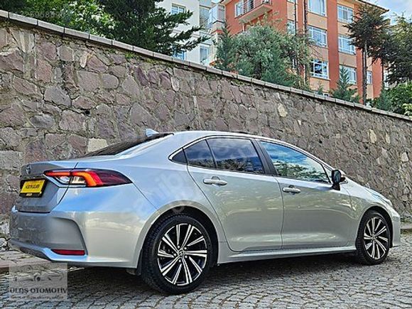 ''HATASIZZ ! 2022 COROLLA 1.5 FLAME-X PACK SANROOF'LU 56.000 KM