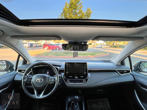 2022 COROLLA 1.5 FLAME X-PACK HATASIZ BOYASIZ KREDİ/VADE/TAKAS