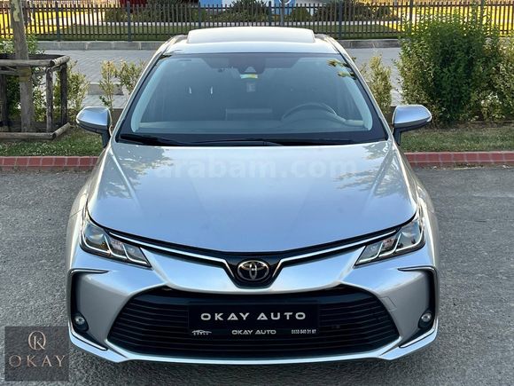 2022 COROLLA 1.5 FLAME X-PACK HATASIZ BOYASIZ KREDİ/VADE/TAKAS