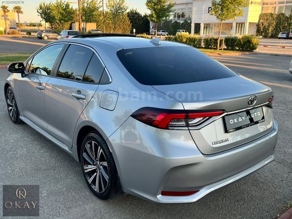 2022 COROLLA 1.5 FLAME X-PACK HATASIZ BOYASIZ KREDİ/VADE/TAKAS