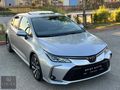 2022 COROLLA 1.5 FLAME X-PACK HATASIZ BOYASIZ KREDİ/VADE/TAKAS