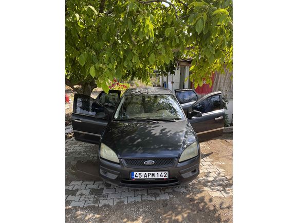 SAHİBİNDEN  DEĞİŞENSİZ FORD FOCUS 1.6  2006 