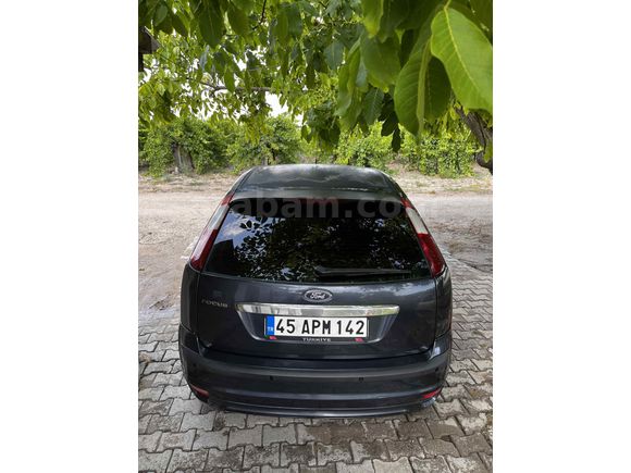 SAHİBİNDEN  DEĞİŞENSİZ FORD FOCUS 1.6  2006 