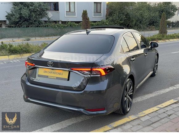 2025 TOYOTA COROLLA 1.5 FLAME X-PACK/HATASIZ/FUUL DONANIM