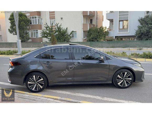 2025 TOYOTA COROLLA 1.5 FLAME X-PACK/HATASIZ/FUUL DONANIM