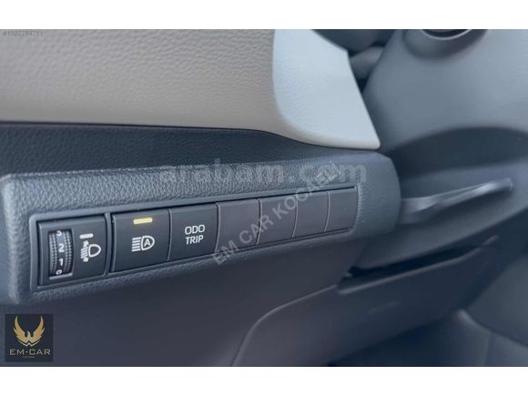 2025 TOYOTA COROLLA 1.5 FLAME X-PACK/HATASIZ/FUUL DONANIM
