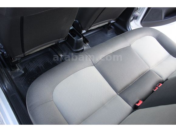 2011 MODEL HATASIZ DEĞİŞENSİZ 1.3 MULTİJET LİNEA 216.000 KM...!!