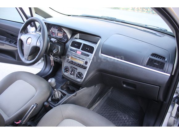 2011 MODEL HATASIZ DEĞİŞENSİZ 1.3 MULTİJET LİNEA 216.000 KM...!!