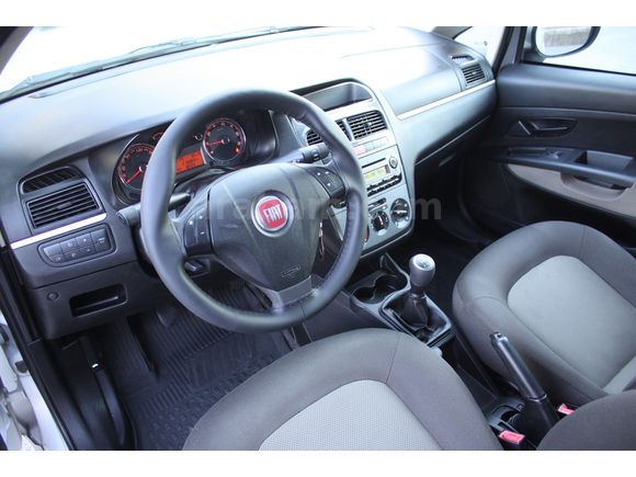 2011 MODEL HATASIZ DEĞİŞENSİZ 1.3 MULTİJET LİNEA 216.000 KM...!!