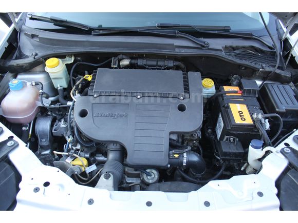 2011 MODEL HATASIZ DEĞİŞENSİZ 1.3 MULTİJET LİNEA 216.000 KM...!!