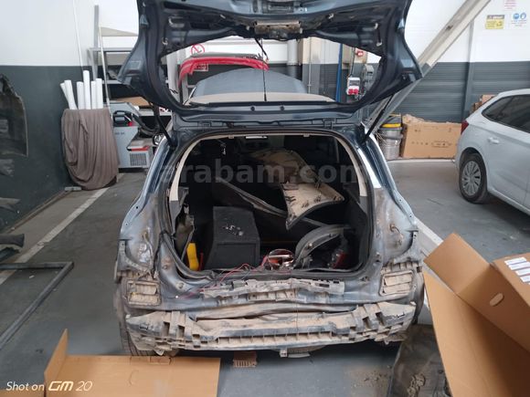 sahibinden Clio 1.2  )