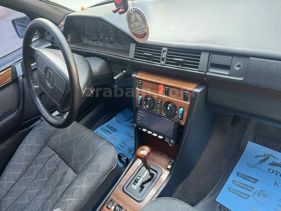 Sahibinden Mercedes - Benz E 200 Classic 1995 Model 