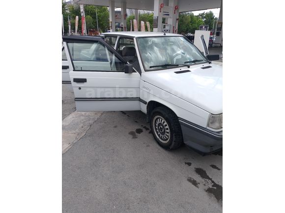 Sahibinden Renault R 9 1.4 Broadway 1994 Model