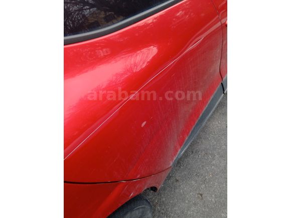 Sahibinden Renault Clio 1.2 Joy 2014 Model  85.500 km Kırmızı