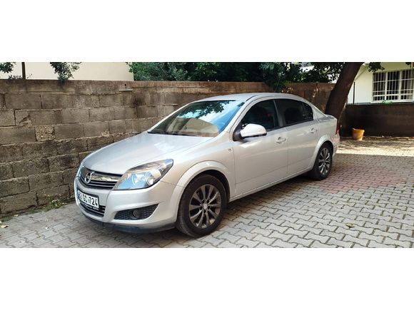 İLK SAHİBİNDEN Opel Astra 1.6 Enjoy Plus 2011 Model