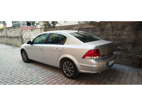 İLK SAHİBİNDEN Opel Astra 1.6 Enjoy Plus 2011 Model