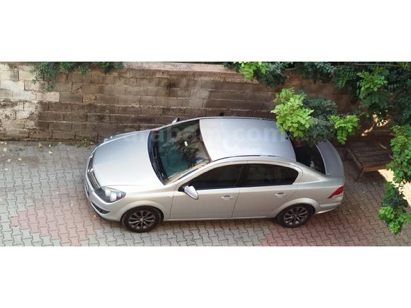 İLK SAHİBİNDEN Opel Astra 1.6 Enjoy Plus 2011 Model