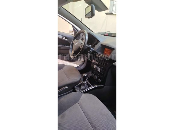 İLK SAHİBİNDEN Opel Astra 1.6 Enjoy Plus 2011 Model