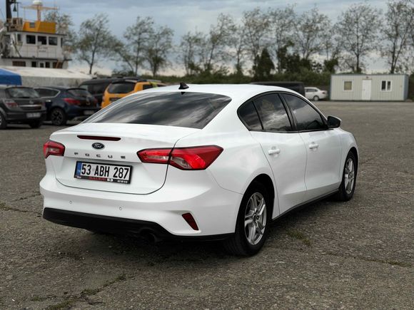Sahibinden Ford Focus 1.5 Ti-VCT Trend X 2020 Model 
