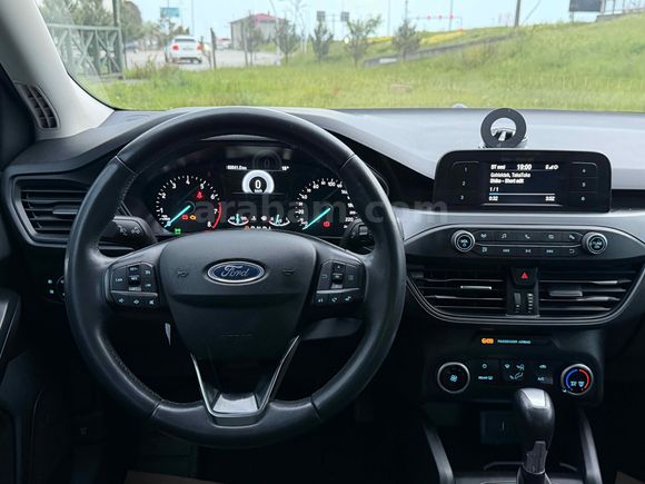 Sahibinden Ford Focus 1.5 Ti-VCT Trend X 2020 Model 