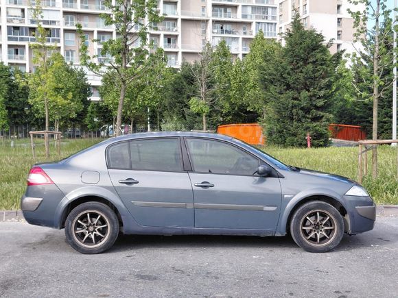 DEĞİŞENSİZ Sahibinden Renault Megane 1.5 dCi Expression 2007 Model