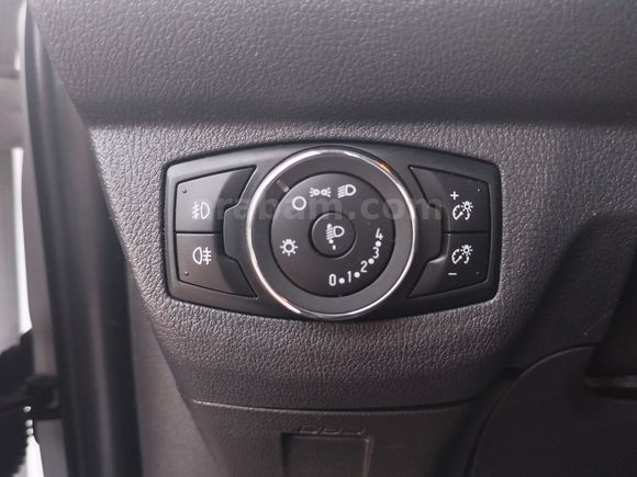 2022 model sadece 96.000 km'de tertemiz