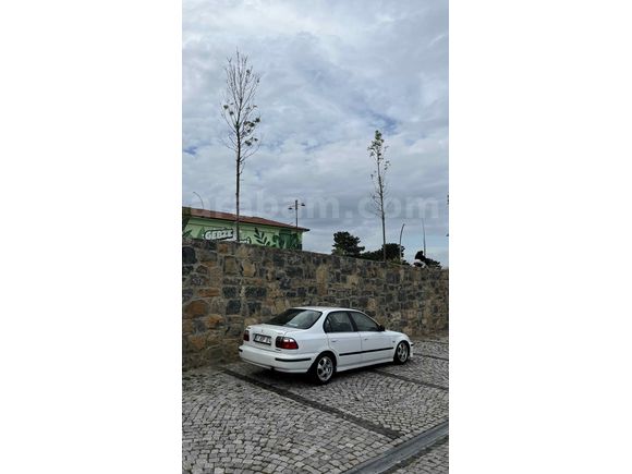 Sahibinden Honda Civic 1.4 i S 1999 Model 