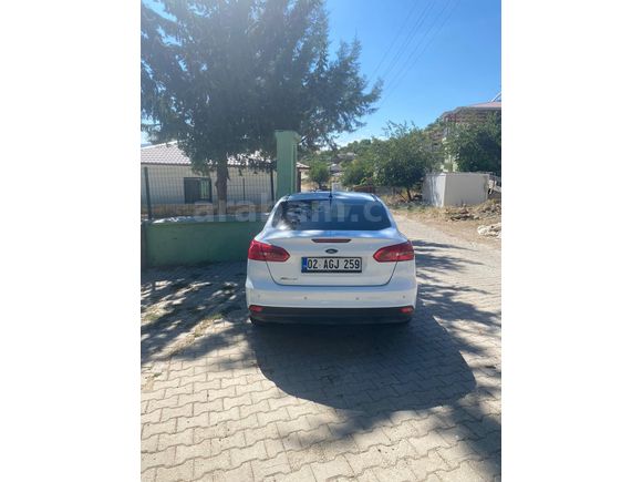 Sahibinden Ford Focus 1.6 TDCi Trend X 2015 Model