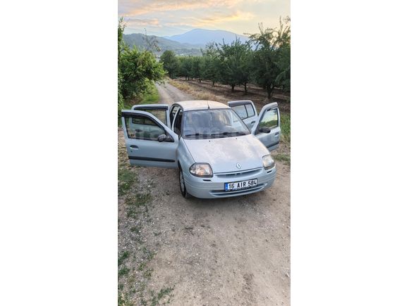 Sahibinden Renault Clio 1.4 2000 Model