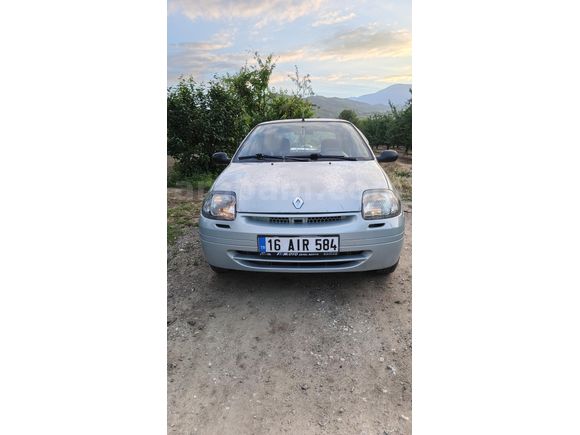 Sahibinden Renault Clio 1.4 2000 Model