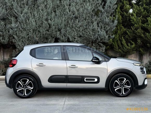 GERÇEK OTO'DAN 2024 CİTROEN C3 1.2 PURETECH FEEL BOLD