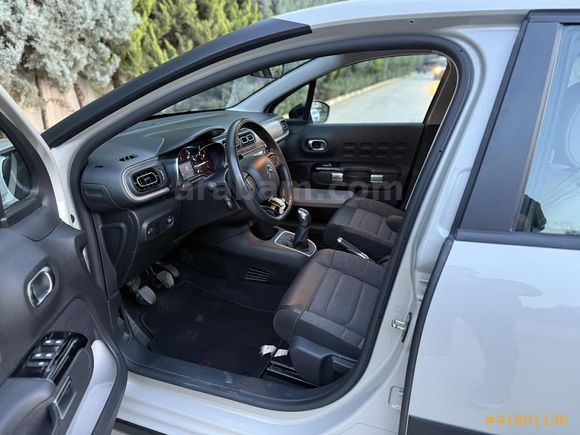 GERÇEK OTO'DAN 2024 CİTROEN C3 1.2 PURETECH FEEL BOLD