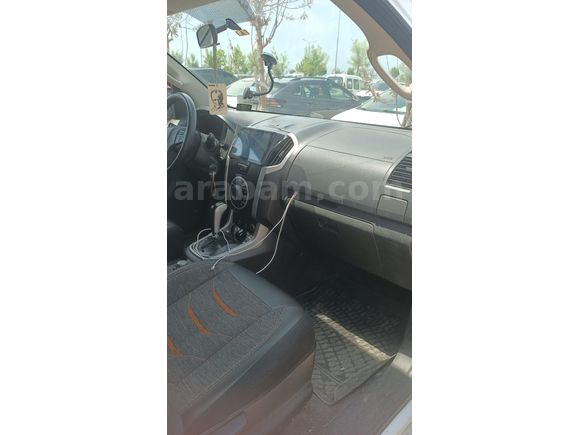 Sahibinden Isuzu D-Max 2.5 4x4 V-Cross 2012 Model