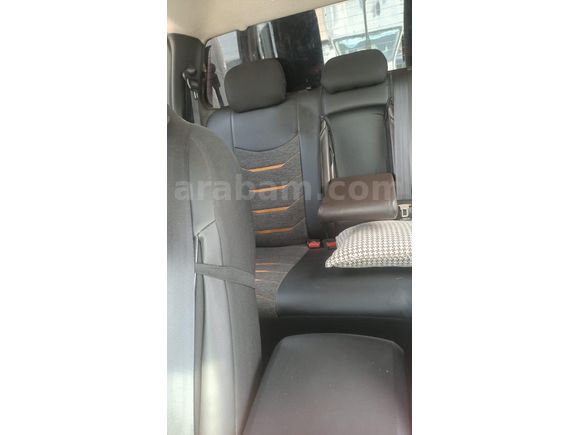 Sahibinden Isuzu D-Max 2.5 4x4 V-Cross 2012 Model