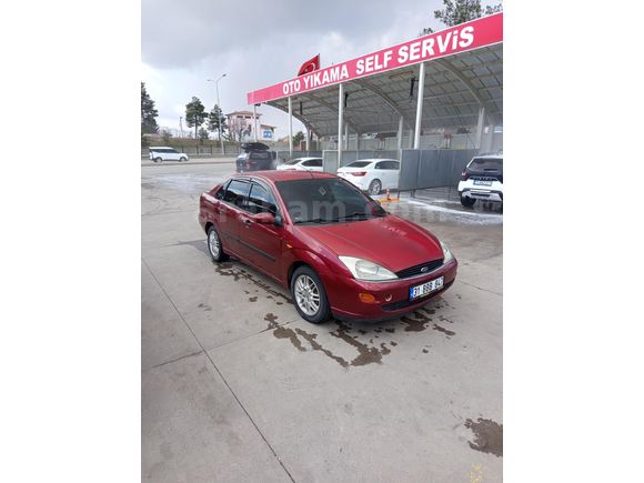 Sahibinden Ford Focus 1.6 Ghia 2002 Model