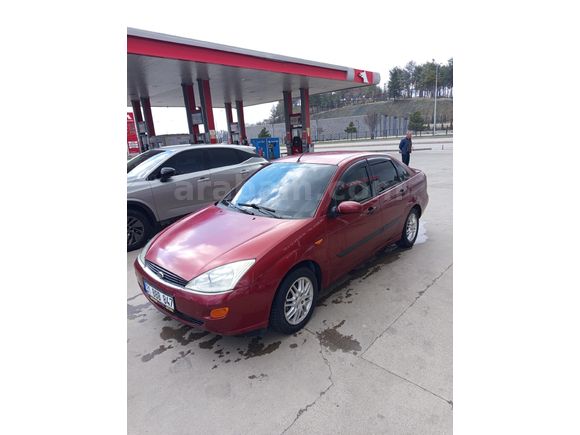 Sahibinden Ford Focus 1.6 Ghia 2002 Model