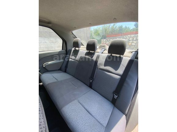 Sahibinden Dacia Logan 1.6 Laureate 2005 Model İzmir