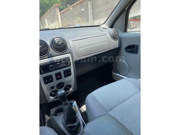Sahibinden Dacia Logan 1.6 Laureate 2005 Model İzmir