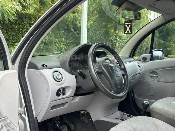 AUTO TİCARETTEN C3 DİJİTAL KLİMA ORJ KM HASAR KAYITSIZ