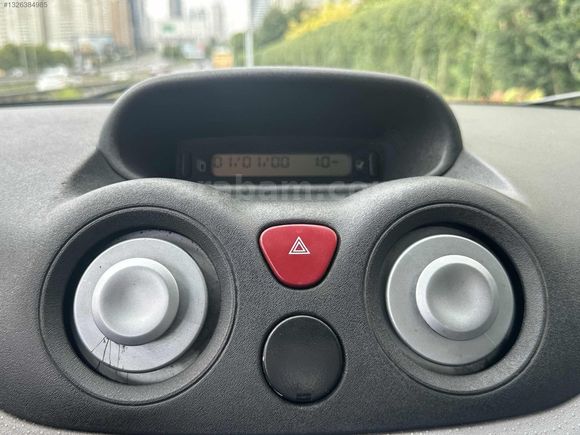 AUTO TİCARETTEN C3 DİJİTAL KLİMA ORJ KM HASAR KAYITSIZ