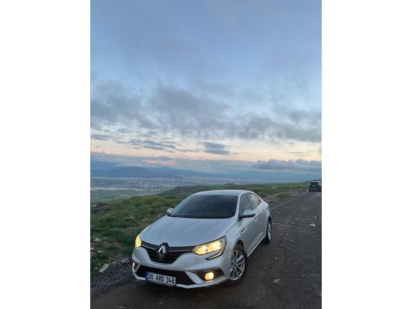 Sahibinden Renault Megane 1.5 dCi Touch 2020 Model