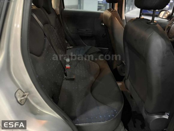 ESFA AUTO'DAN 2006 CİTROEN C3 1.4 HDİ X FURİO