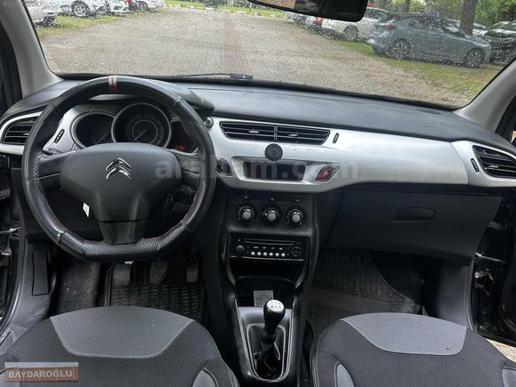 HATASIZ 2011 model CİTREÖN C3 1.4 hdi MOTOR YÜRÜYEN MÜKEMMEL